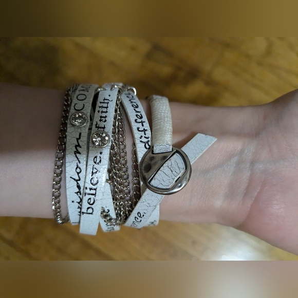 BKE Buckle Leather Chain Inspirational Wrap Bracelets White Black OS - Picture 3 of 8